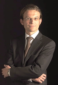 Dr. Nicolas Verhelle