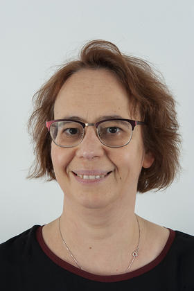 Dr. Christelle Renard