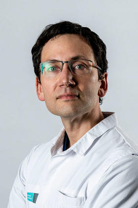 Dr. Pieter Marchal